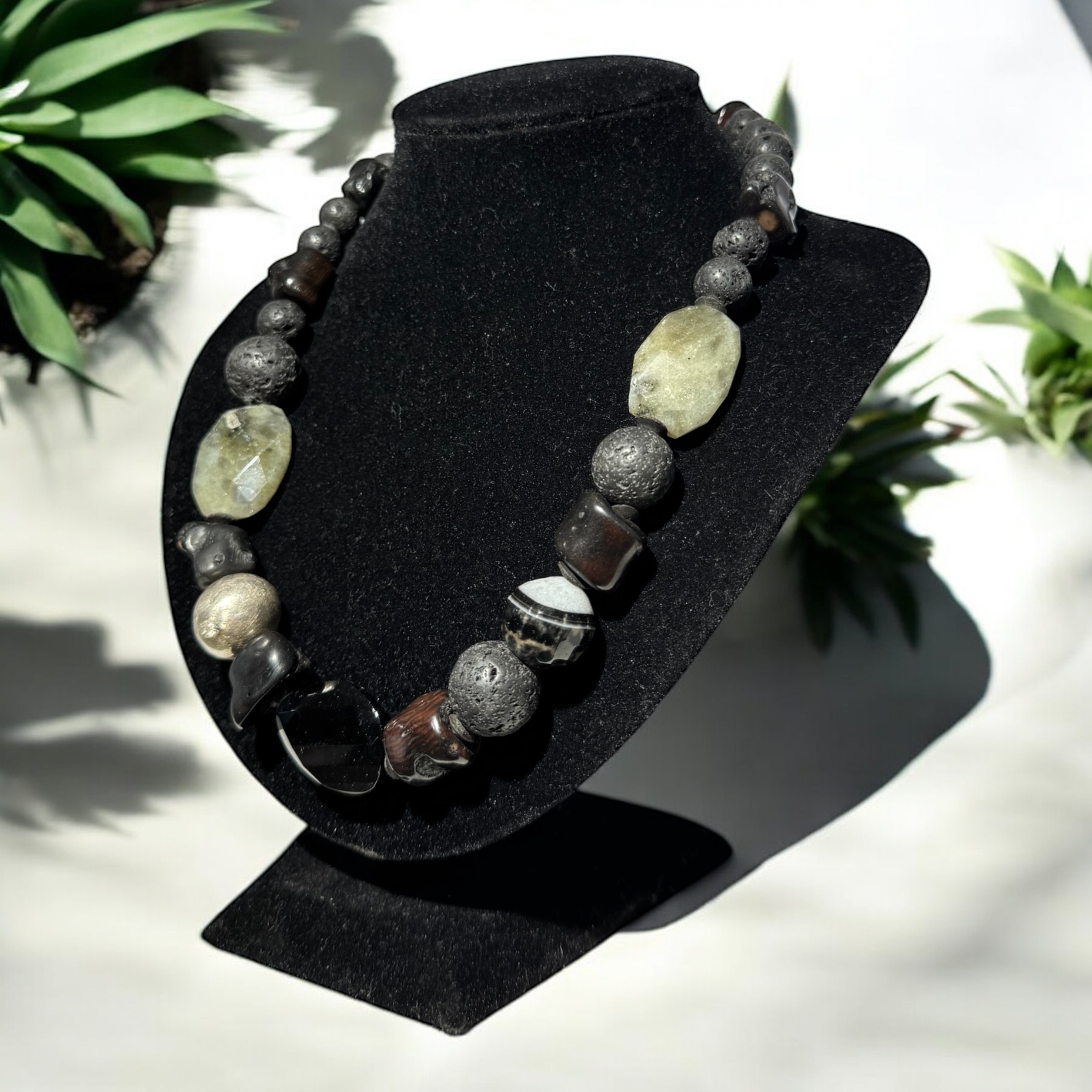 Lava Halskæde Koral Agat Sølvperle