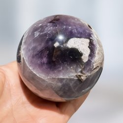 B�nd Ametyst kugle 79mm
