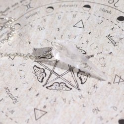 Ancient Witch Spell R�gelse � Renselse med Bjergkrystalpendul