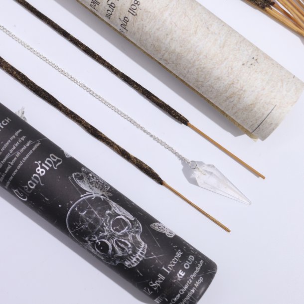Ancient Witch Spell R�gelse � Renselse med Bjergkrystalpendul