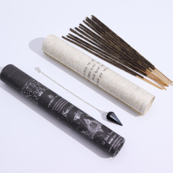 Ancient Witch Spell R�gelse � Succes med Sort Obsidianpendul