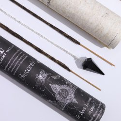 Ancient Witch Spell R�gelse � Succes med Sort Obsidianpendul