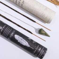 Ancient Witch Spell R�gelse � Velstand med Aventurinpendul