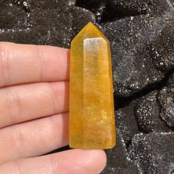 Gul fluorit t�rn 64mm