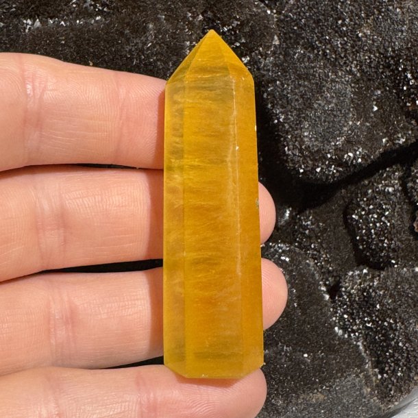 Gul fluorit t�rn 66mm