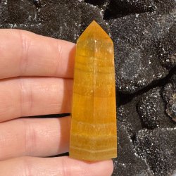 Gul fluorit t�rn 67mm