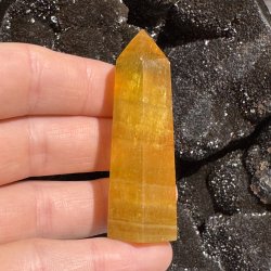 Gul fluorit t�rn 67mm