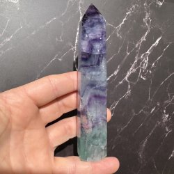 Regnbue fluorit t�rn 141 mm