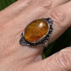 Rav fingerring fors�lvet