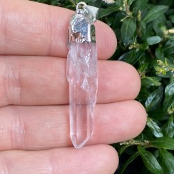 Bjergkrystal spids vedhng 48mm