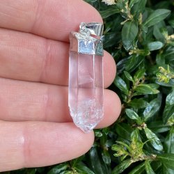 Bjergkrystal spids vedhng 35mm