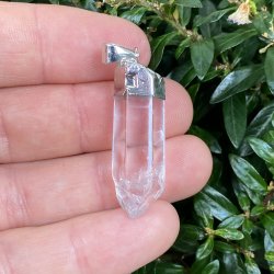 Bjergkrystal spids vedhng 35mm