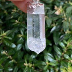 Bjergkrystal spids vedhng 35mm