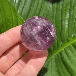 Regnbue fluorit kugle 41mm