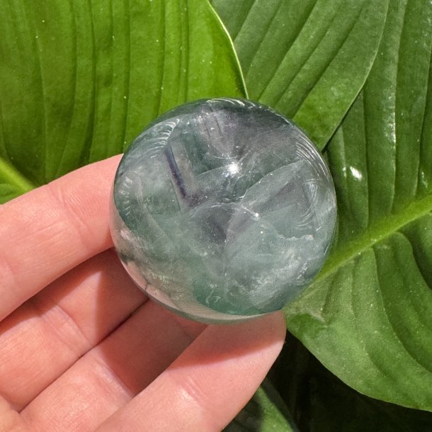 Regnbue fluorit kugle 46mm