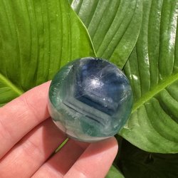 Regnbue fluorit kugle 45mm