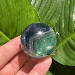 Regnbue fluorit kugle 45mm