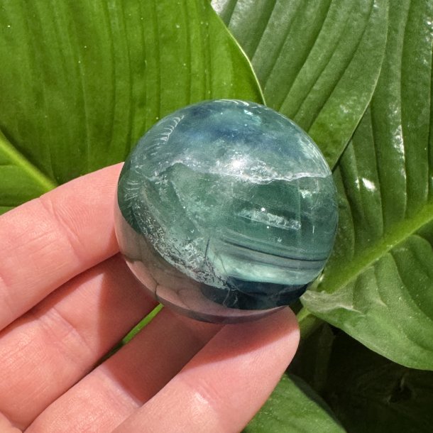 Regnbue fluorit kugle 45mm