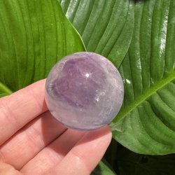 Regnbue fluorit kugle 46mm