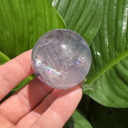 Regnbue fluorit kugle 46mm