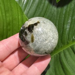 Prehnit kugle 54mm