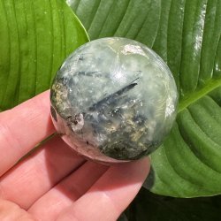 Prehnit kugle 54mm
