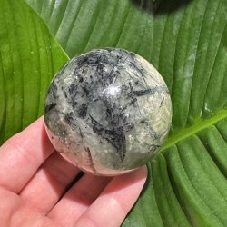 Prehnit kugle 66mm