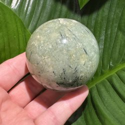 Prehnit kugle 66mm