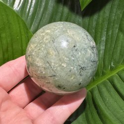 Prehnit kugle 66mm