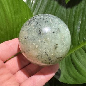 Prehnit kugle 66mm