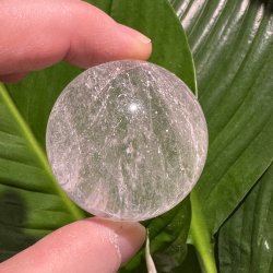Bjergkrystal kugle 45mm