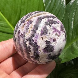 Zebra fluorit kugle 65mm