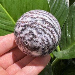 Zebra fluorit kugle 59mm