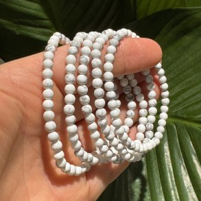 Hvid howlit armb�nd 4mm