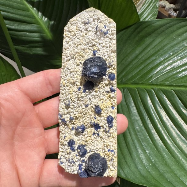 Bl�b�r Fluorit t�rn Mongoliet 127mm