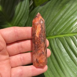 Hematoid kvarts t�rn 82 mm