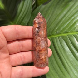 Hematoid kvarts t�rn 82 mm