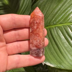 Hematoid kvarts t�rn 75 mm