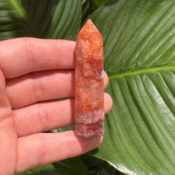 Hematoid kvarts t�rn 75 mm