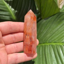 Hematoid kvarts t�rn 84 mm