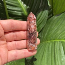 Hematoid kvarts t�rn 74 mm