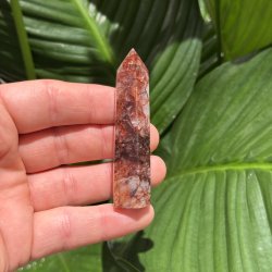 Hematoid kvarts t�rn 74 mm