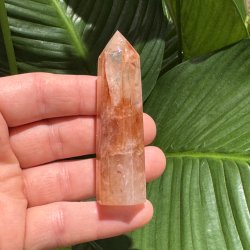 Hematoid kvarts t�rn 79 mm