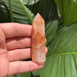 Hematoid kvarts t�rn 79 mm