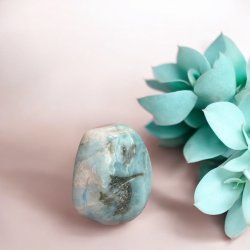 Larimar lommesten