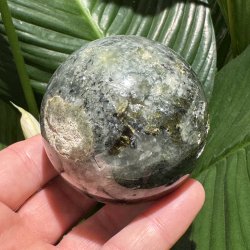 Prehnit kugle 67mm