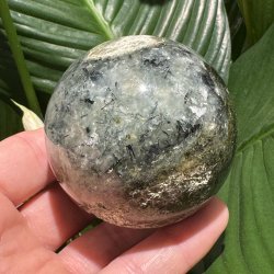 Prehnit kugle 67mm