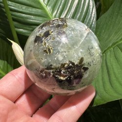 Prehnit kugle 68mm