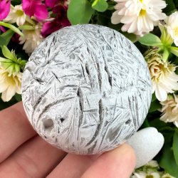 Hvid lace agat kugle fra Mexico 57mm