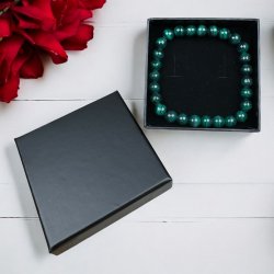 Flot matsort smykkeske